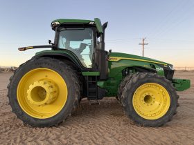 2023 John Deere 8R 250 05403